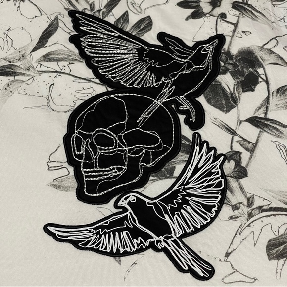 Zara *New w/Tags Graphic T-Shirt - Picture 2 of 5